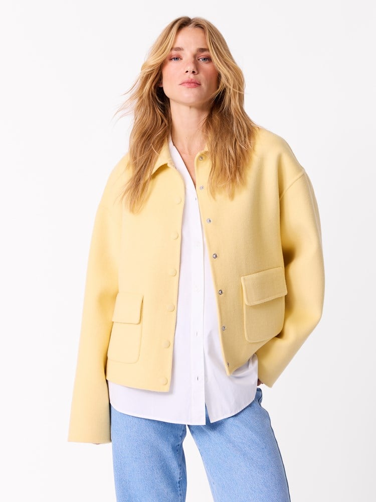 Edna jakke 7513867_Q0E_Jean Paul_Edne jakke_S26 (5)_Edna jakke Q0E.jpg_