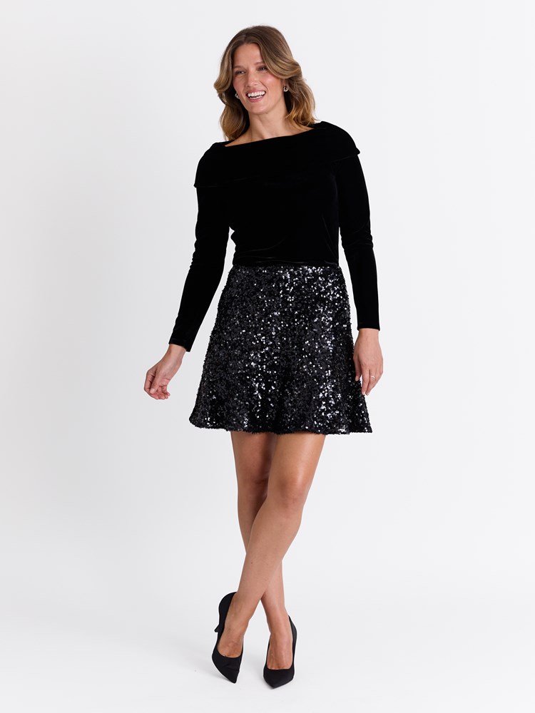 Amabell skjørt 7513932_EM1-MARIEPHILIPPE-W25-Modell-Front_chn=match_4752_Amabell skjørt EM1_Amabell skjørt EM1 7513932.jpg_Front||Front