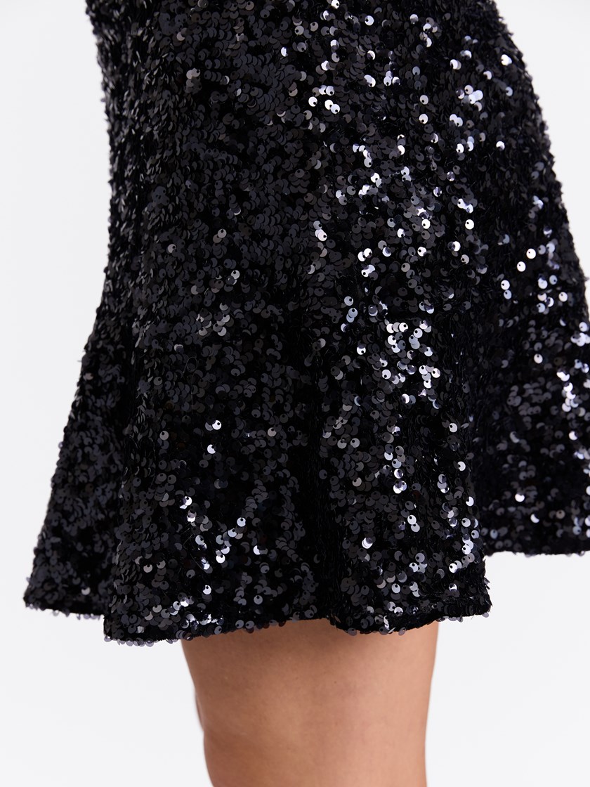 7513932 EM1 7513932_EM1-MARIEPHILIPPE-W25-Modell-Front_chn=match_4767_Amabell skjørt EM1_Amabell skjørt EM1 7513932.jpg_Front||Front