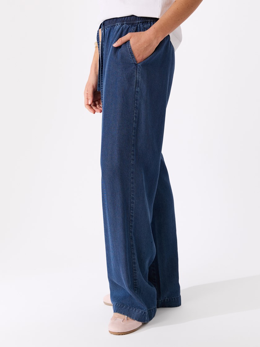 7513951 EHJ 7513951_EHJ 7_Aida bukse EHJ_Aida bukse EHJ 7513951.jpg_