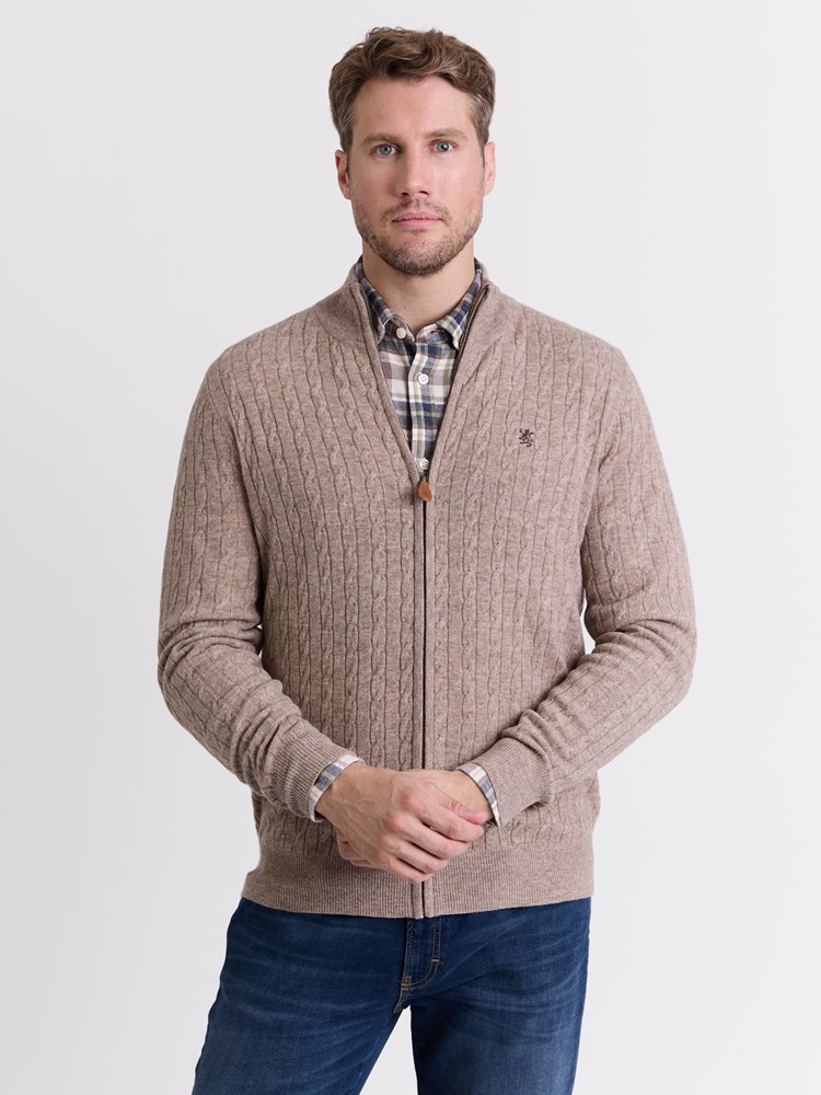 Edmonton cardigan 7513963_AES-REDFORD-W25-Modell-Front_chn=match_9967_Edmonton cardigan AES_Edmonton cardigan AES 7513963.jpg_Front