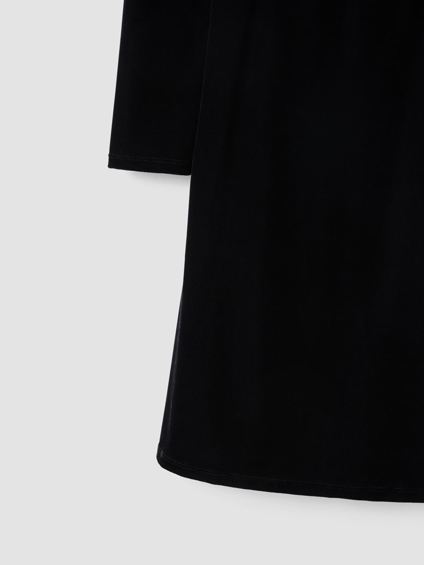 7513966 ID2 7513966_ID2-VAVITE-W25-Front_9283_Camelia kjole_Camelia velourkjole ID2.jpg_Front||Front