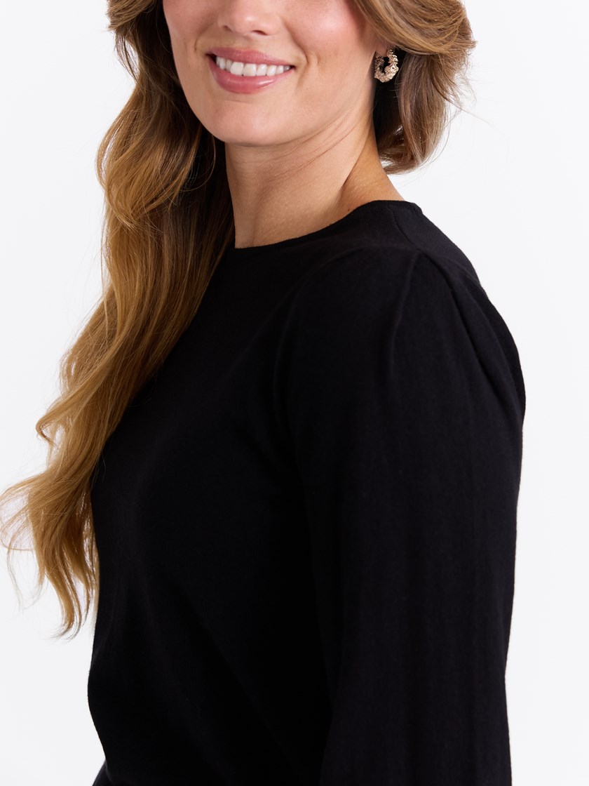 7513972 ID2 7513972_ID2-MARIEPHILIPPE-W25-Modell-Front_chn=match_3756_Olea genser ID2.jpg_Front||Front