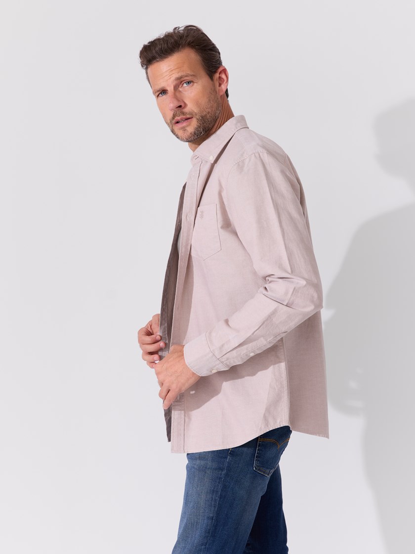 7513988 I4I 7513988_I4I-REDFORD-S26-Modell-Front_chn=match_1933_Somerset oxfordskjorte I4I.jpg_Front