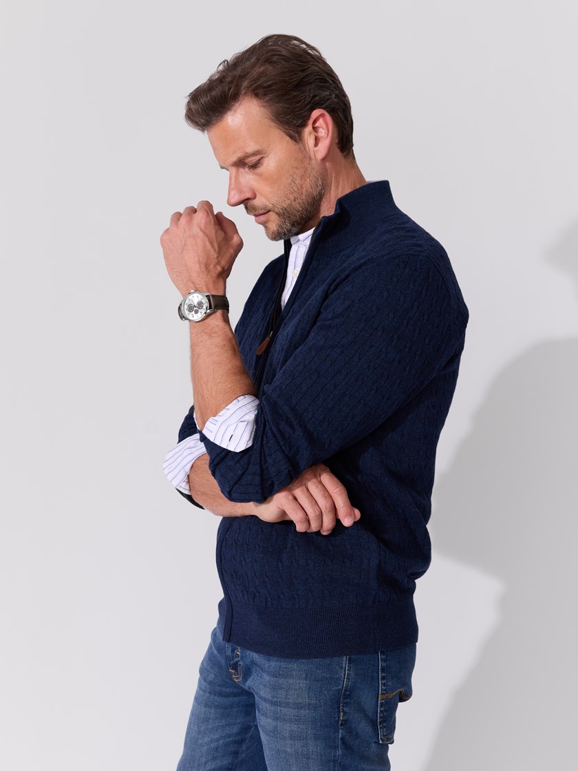 7514014 EM1 7514014_EM1-REDFORD-S26-Modell-Front_chn=match_7830_Coast cardigan EM1.jpg_Front