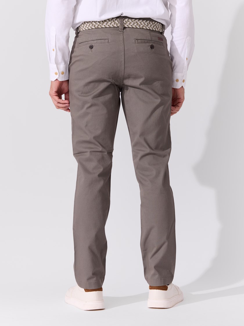 7514020 GMR 7514020_GMR-REDFORD-S26-Modell-Front_chn=match_1052_Christer chinos GMR.jpg_Front