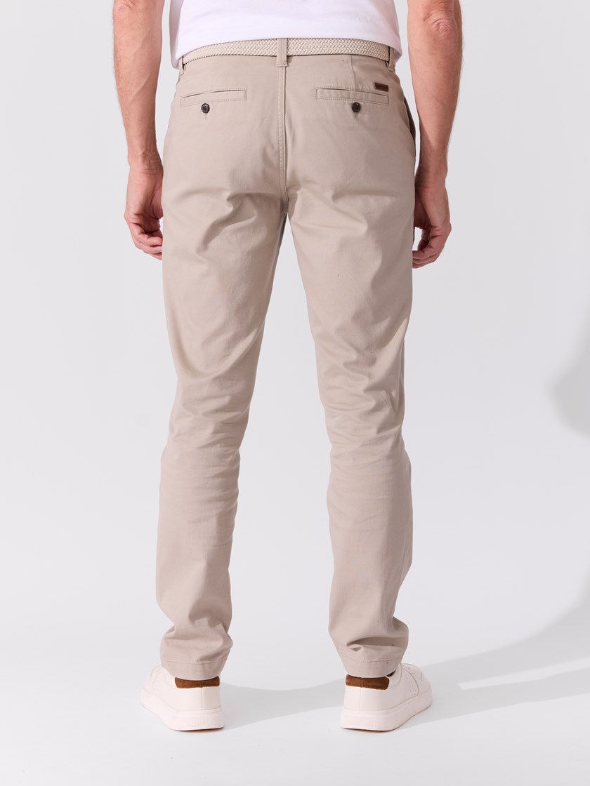 7514020 I5A 7514020_I5A-REDFORD-S26-Modell-Front_chn=match_2785_Christer chinos I5A.jpg_Front