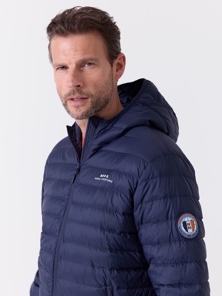 Stetind dunjakke 7514065_EM6-REDFORD-NOS-Modell-Front_chn=match_2113_Stetind dunjakke EM6.jpg_Front||Front