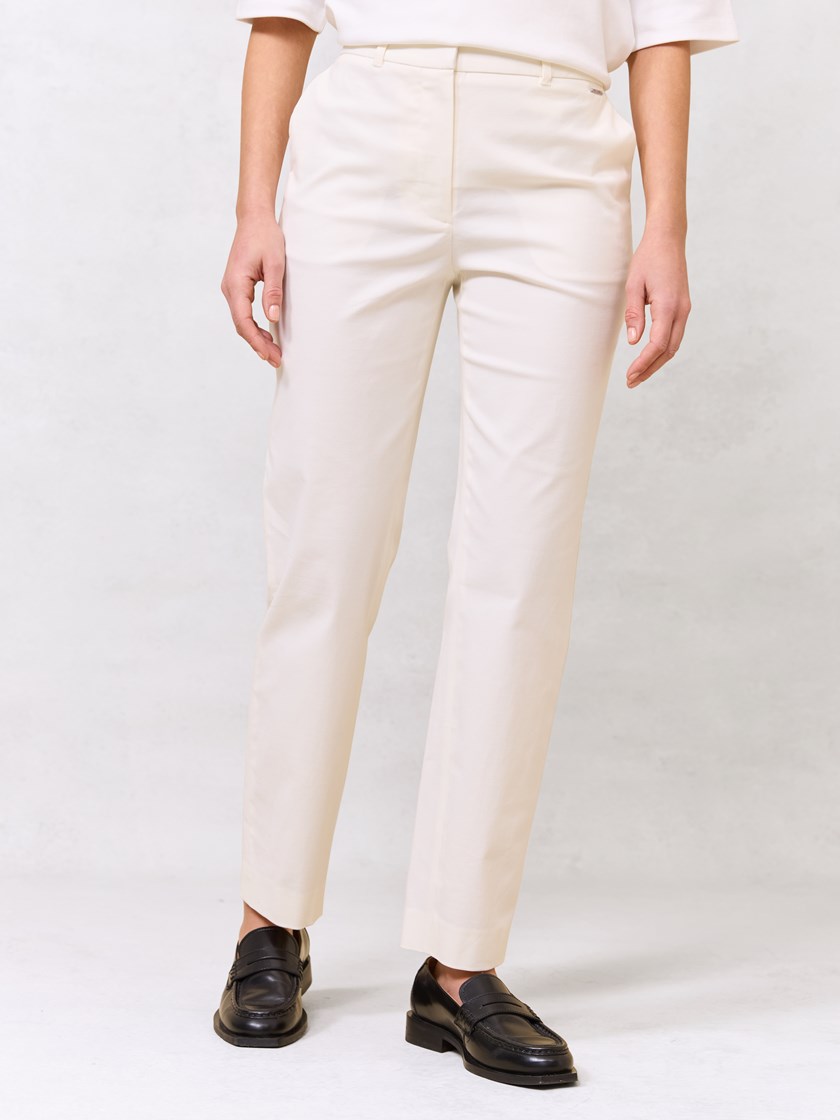 7514098 O79 7514098_O79_Jean Paul_Caroline Chinos_S26 (1)_Caroline chino O79.jpg_