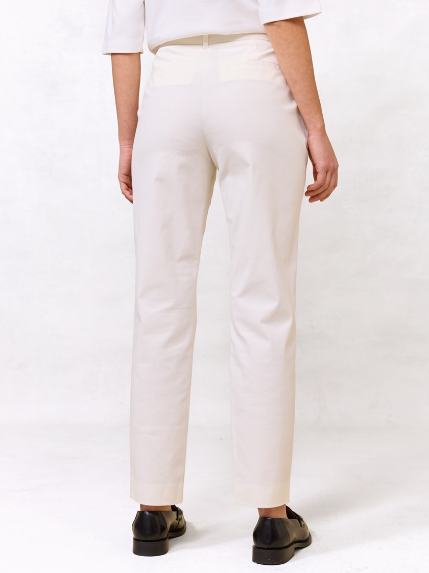 7514098 O79 7514098_O79_Jean Paul_Caroline Chinos_S26 (2)_Caroline chino O79 7514098.jpg_