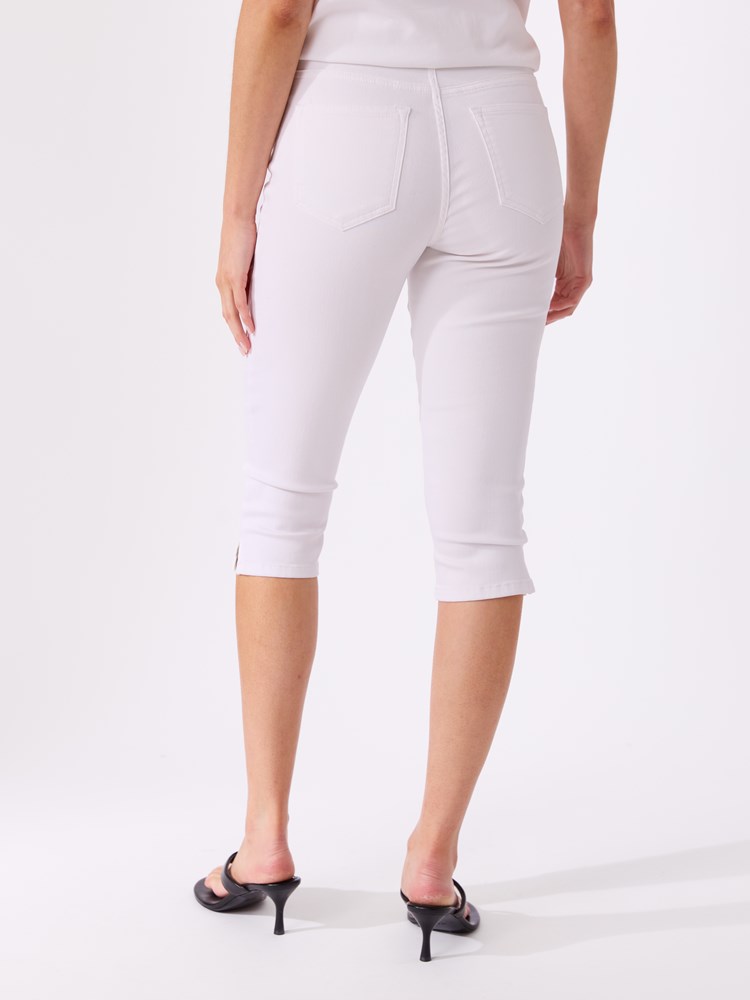 Sophia capri 7514099_O68-VAVITE-H26-Modell-Back_chn=match_1627_Sophia capri O68.jpg_Back||Back