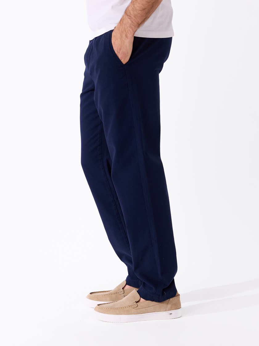 7514183 T38 7514183_T38-MARIOCONTI-S26-Modell-Front_chn=match_7003_Tommaso snørebukse T38.jpg_Front||Front