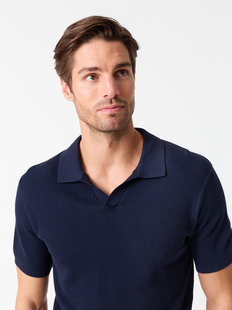 Patrick polo genser 7514275_EM6-JEANPAUL-S26-Modell-Front_5463_Patrick polo genser EM6.jpg_Front||Front