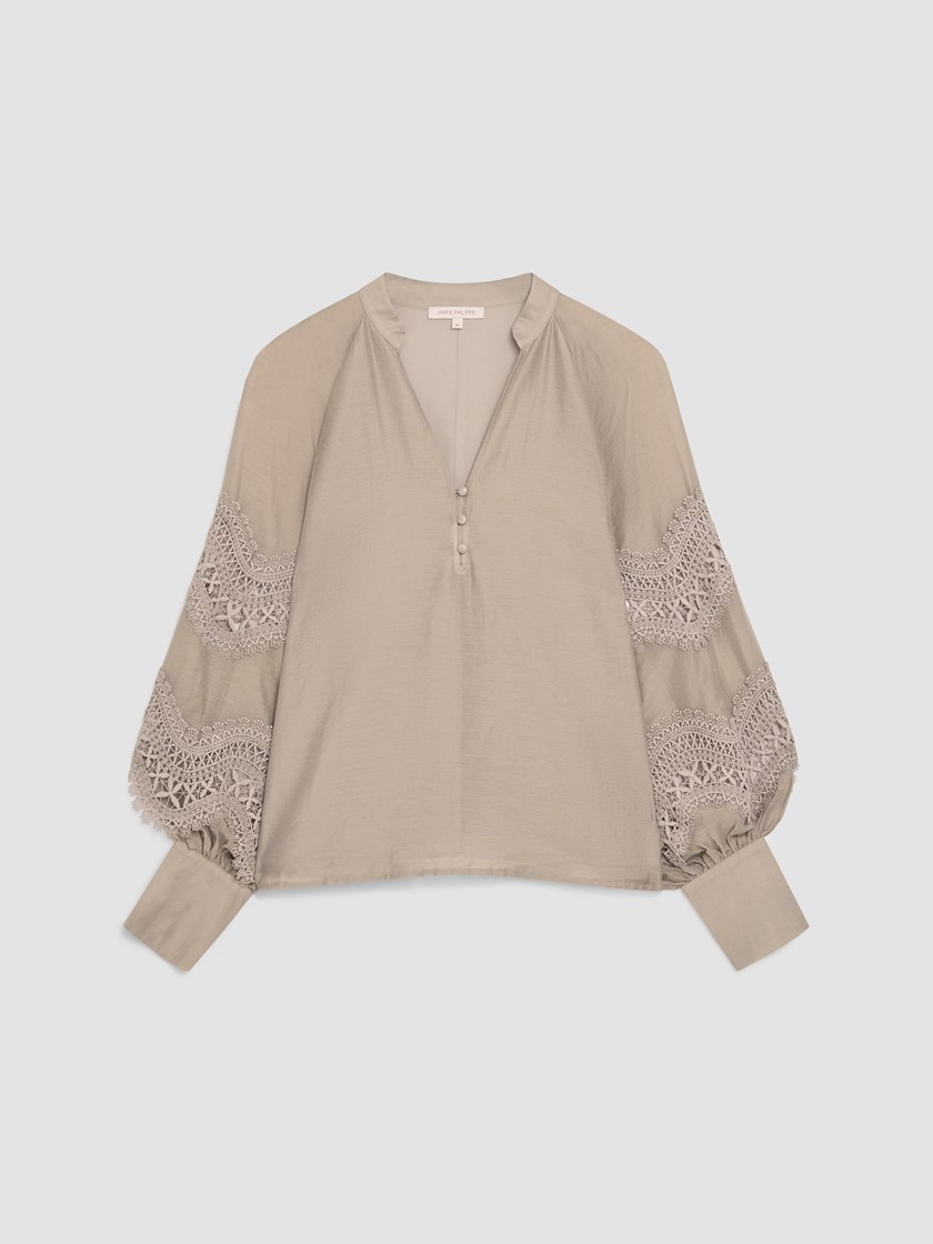 7514382 I5C 7514382_I5C-MARIEPHILIPPE-S26-Front_9839_Ella bluse I5C.jpg_Front||Front