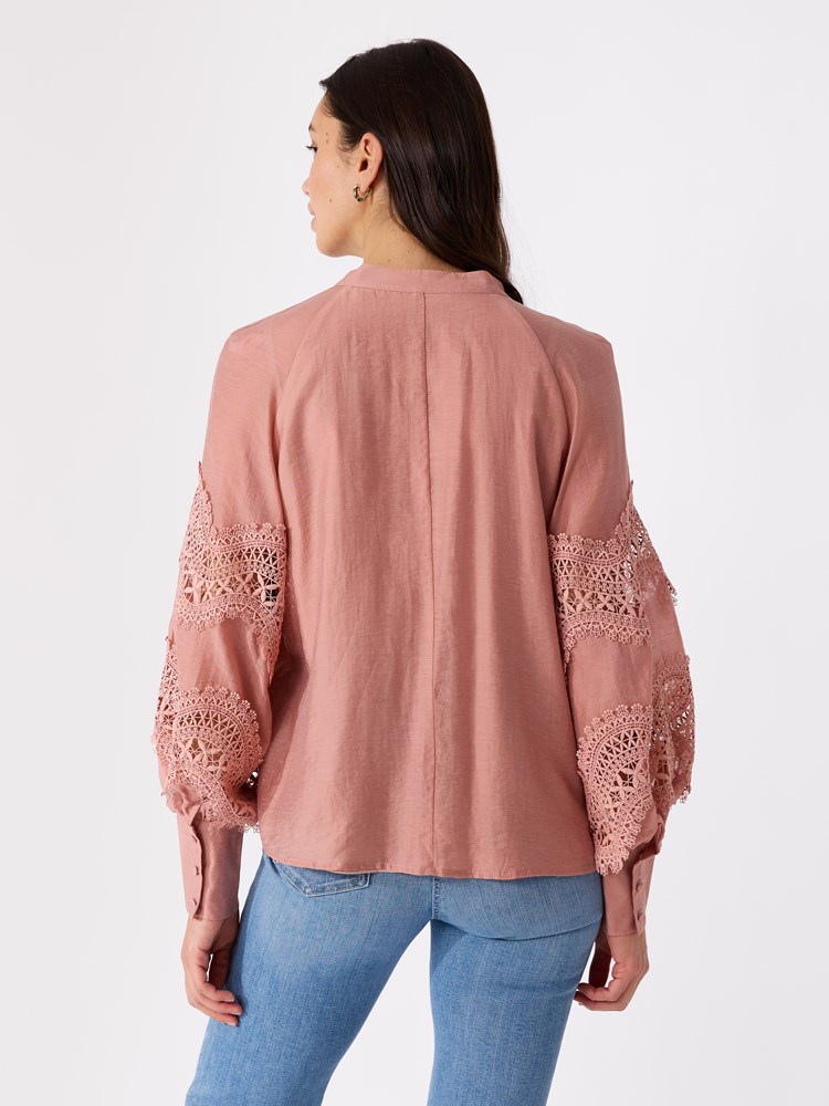 Ella bluse 7514383_MNA 12_Ella bluse MNA.jpg_