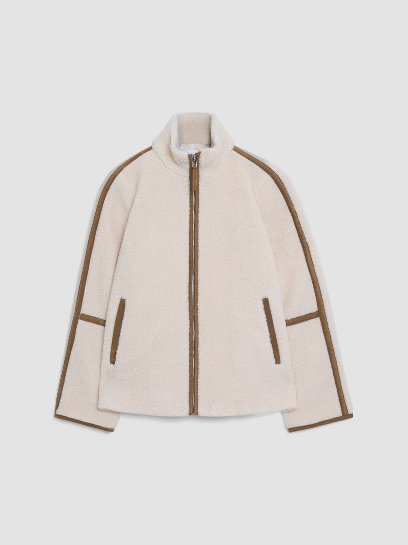 7514419 O71 7514419_O71-VAVITE-S26-Front_8584_Ruby pile jakke.jpg_Front||Front