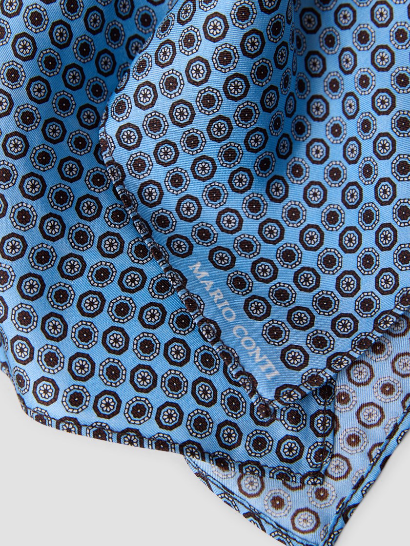 7514436 ECJ 7514436_ECJ-MARIOCONTI-W25-Front_1618_Guido silketørkle.jpg_Front||Front