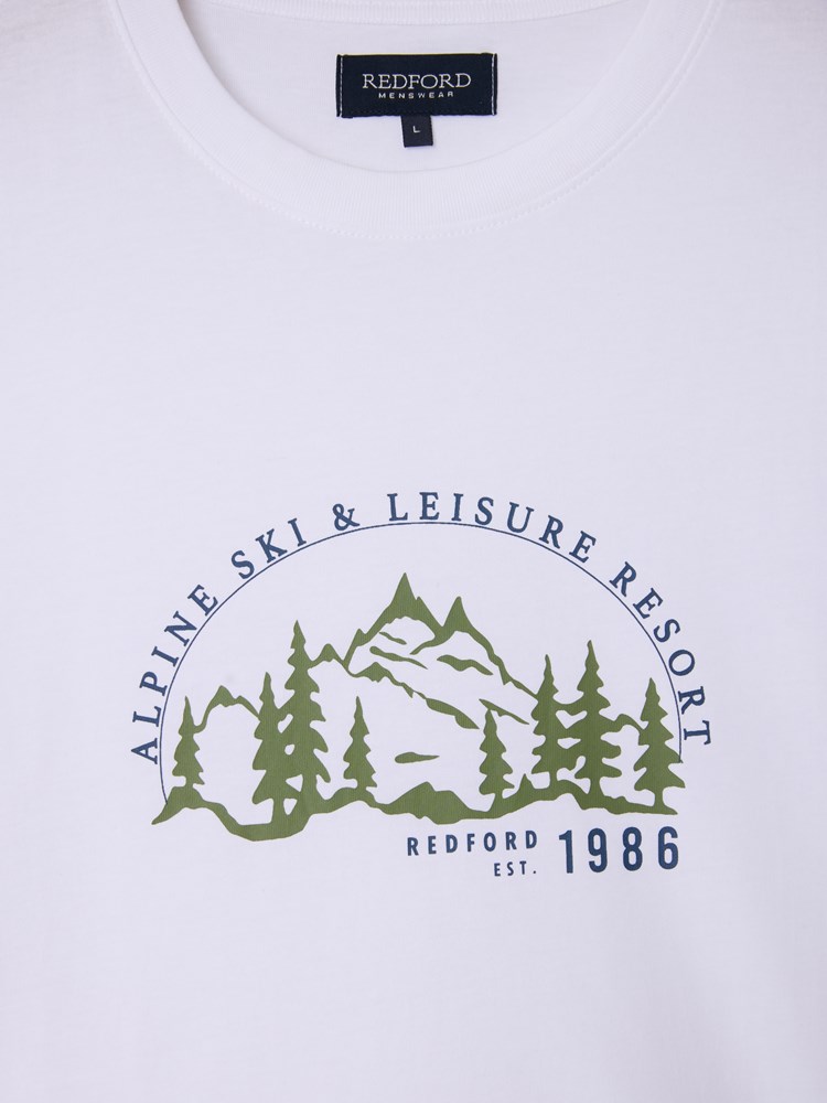 Resort t-skjorte 7514440_OAA-REDFORD-W25-Front_4259.jpg_Front