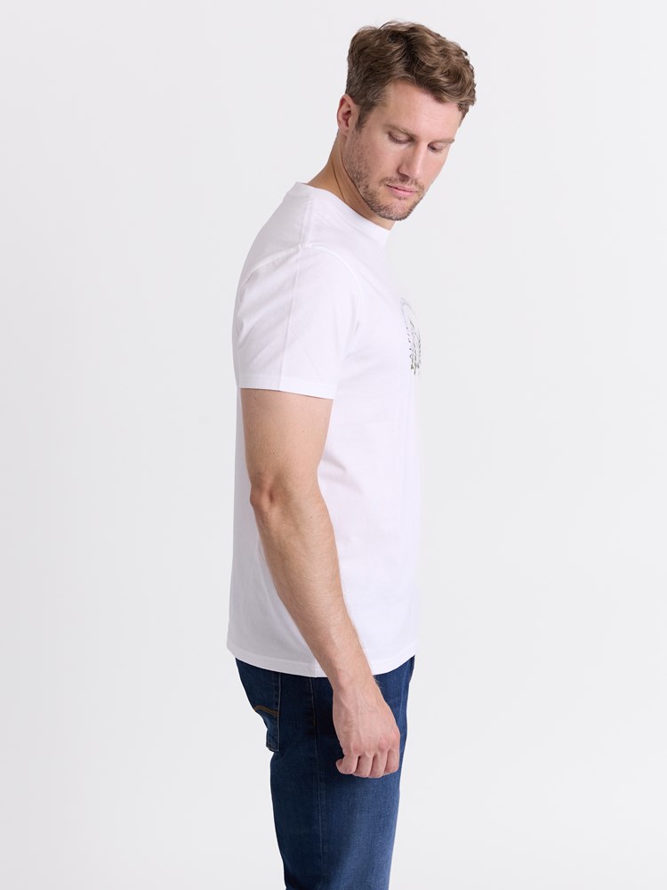 Resort t-skjorte 7514440_OAA-REDFORD-W25-Modell-Front_chn=match_2051.jpg_Front