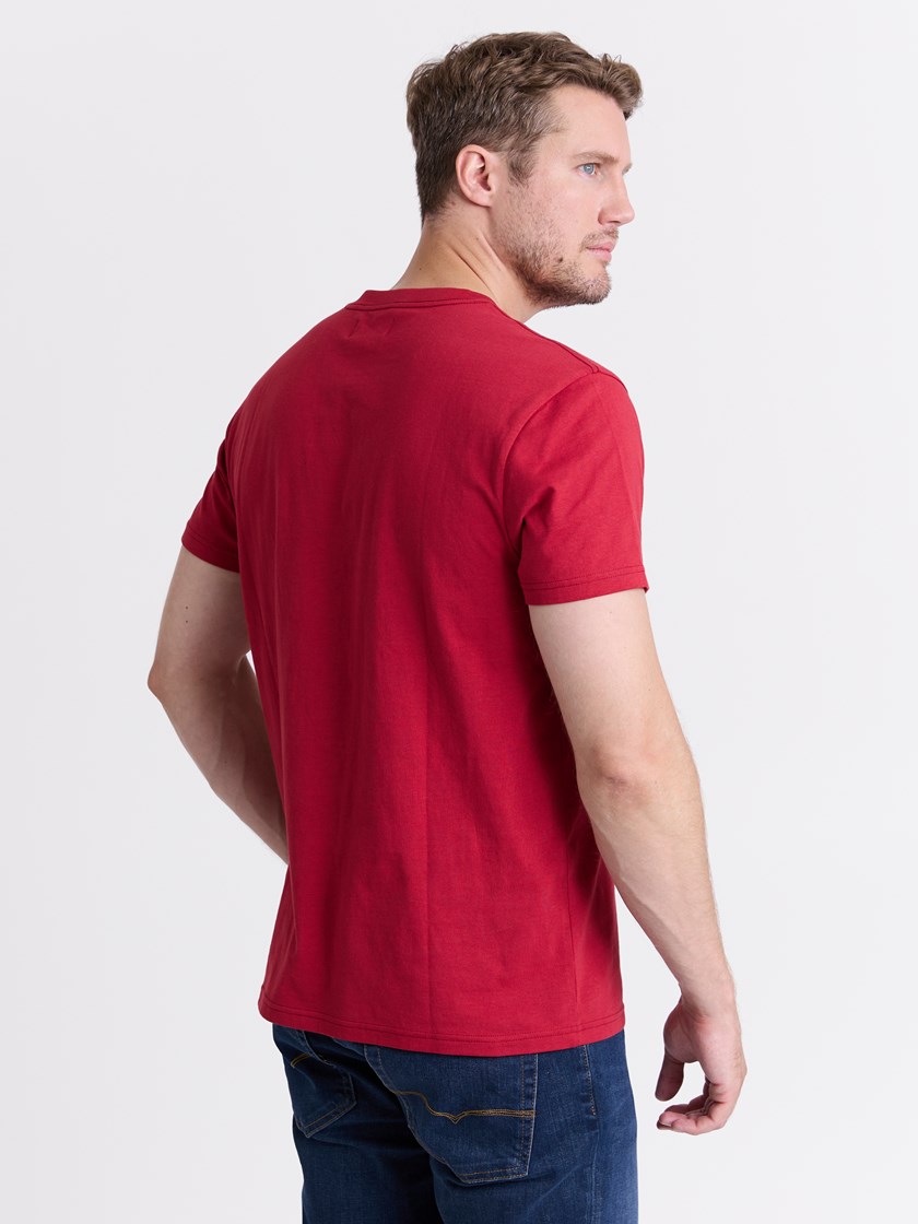 7514452 KBY 7514452_KBY-REDFORD-W25-Modell-Back_chn=match_2421_Holiday t-skjorte KBY.jpg_Back