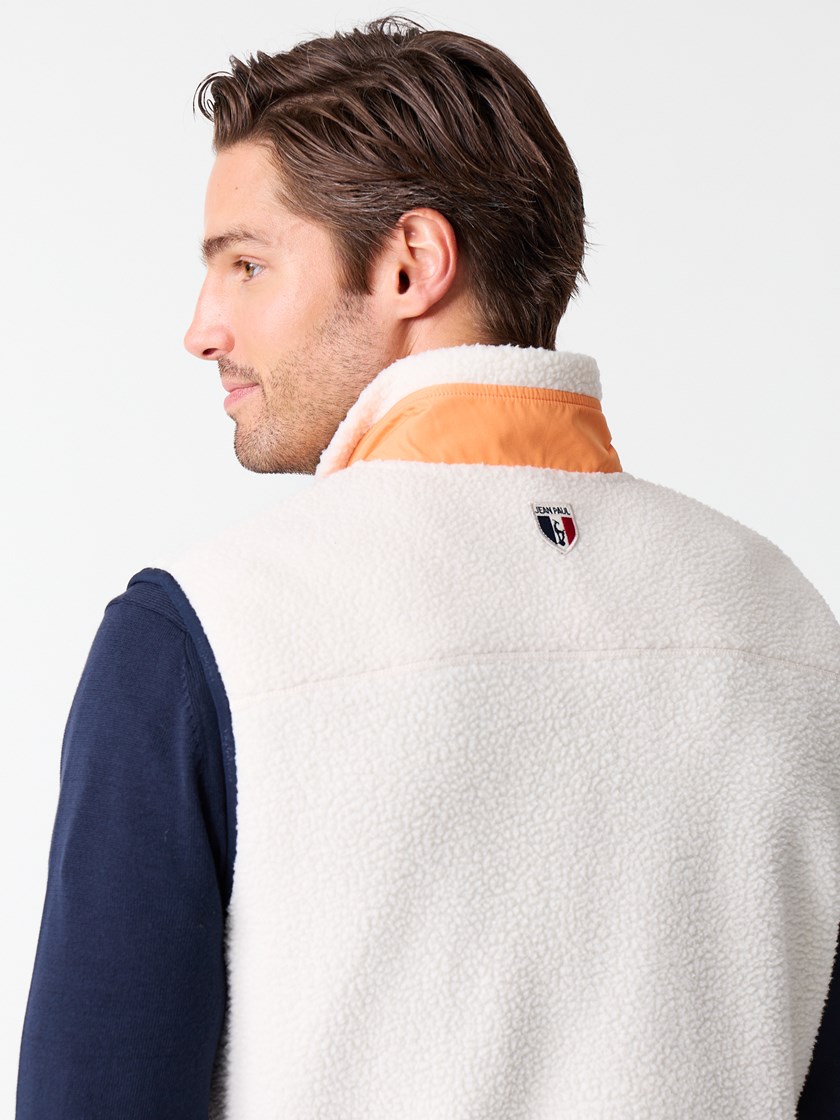 7514490 O63 7514490_O63-JEANPAUL-S26-Modell-Front_2772_Corin fleecevest O63.jpg_Front||Front