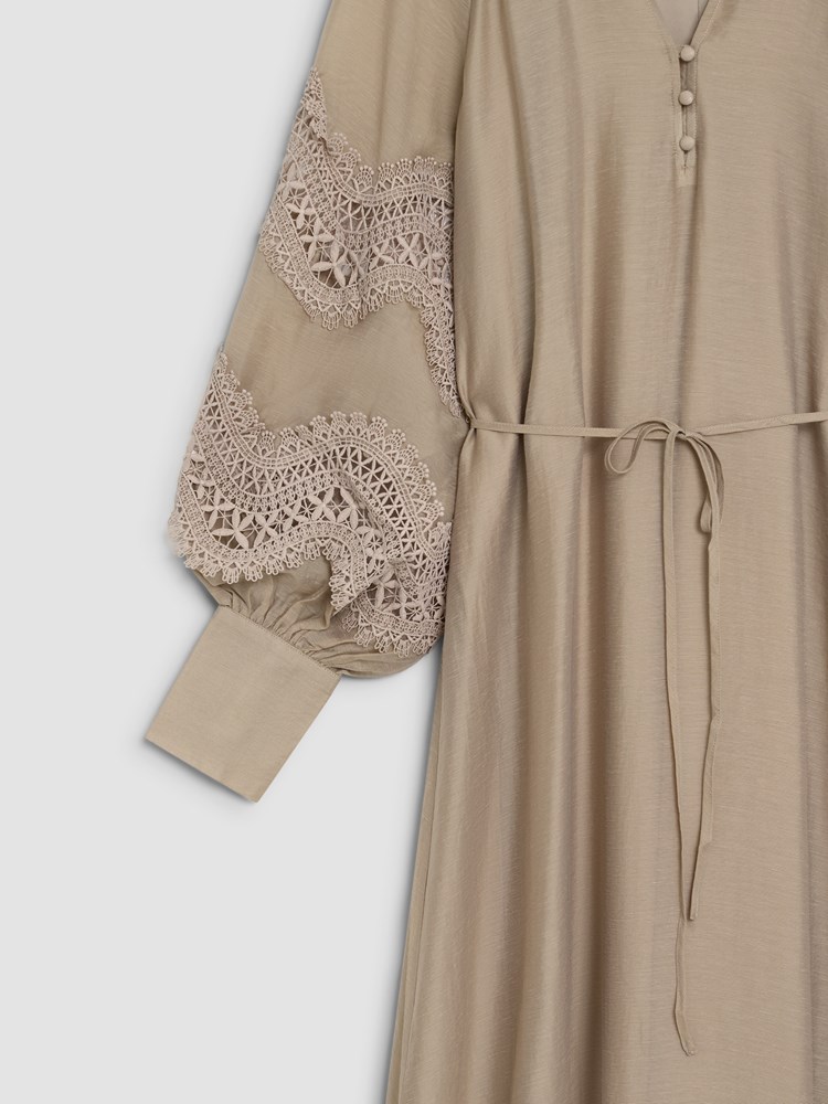 Ella kjole 7514522_I5C-MARIEPHILIPPE-S26-Front_6164_Ella kjole I5C.jpg_Front||Front