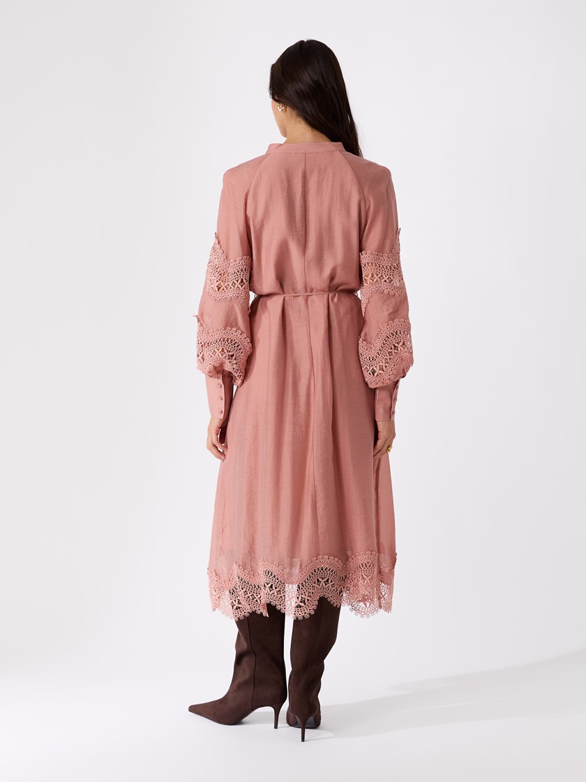 7514522 MNA 7514522_MNA 26_Ella kjole MNA.jpg_