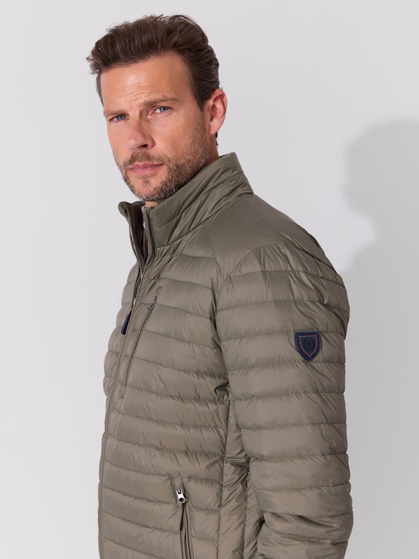 7514542 GMR 7514542_GMR-REDFORD-S26-Modell-Front_chn=match_7447_Gilmont dunjakke GMR.jpg_Front||Front