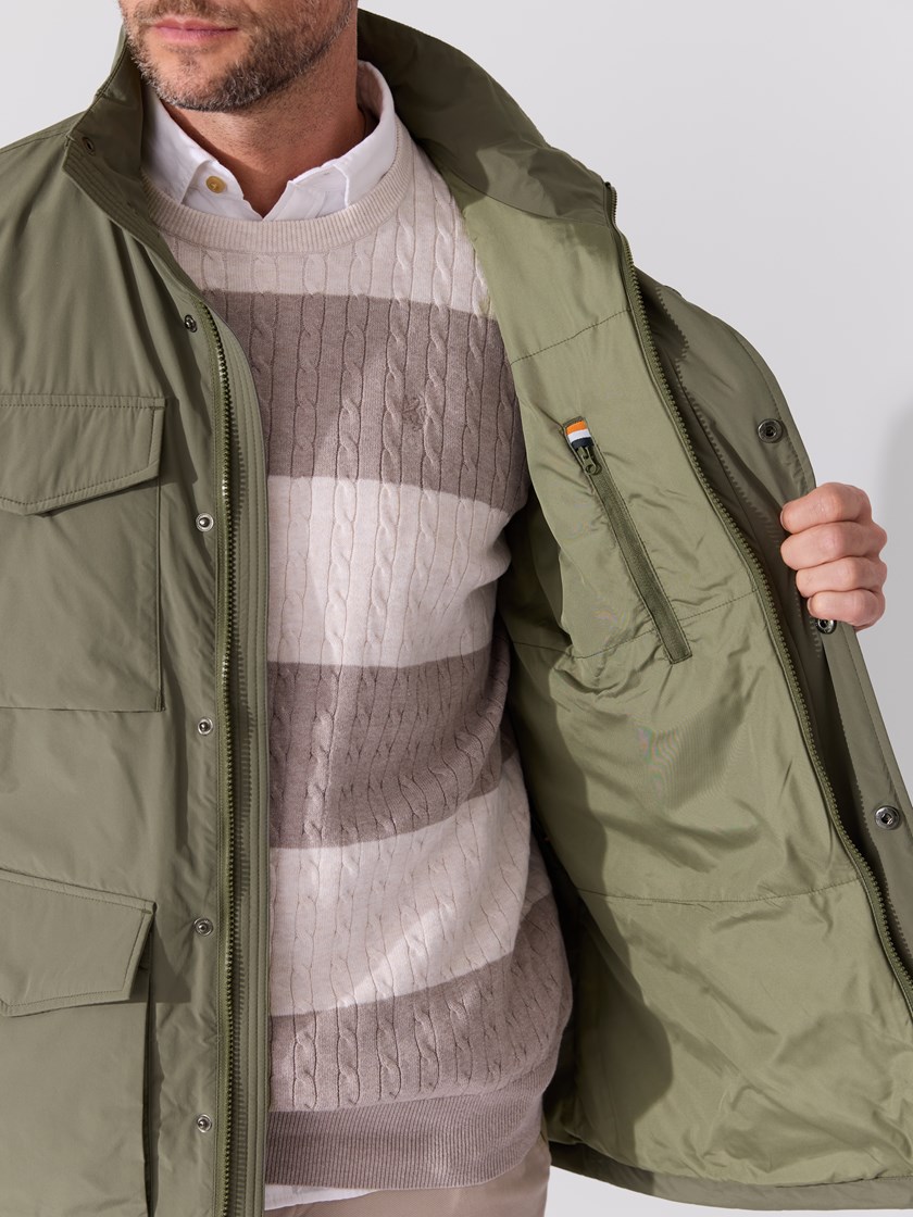 7514545 GMR 7514545_GMR-REDFORD-S26-Modell-Front_chn=match_1003_Travis jakke GMR.jpg_Front