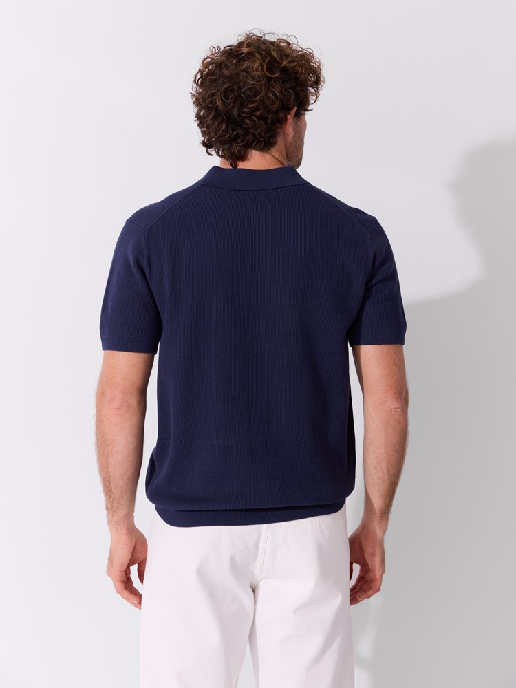 Rino strikket polo 7514731_T38-MARIOCONTI-S26-Modell-Front_chn=match_7053_Rino strikket polo T38_Rino strikket polo T38 7514731.jpg_Front||Front