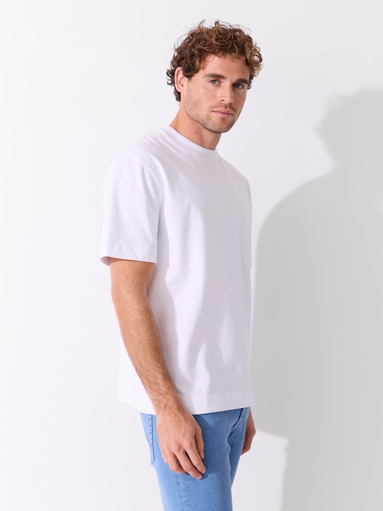 Enrico t-skjorte 7514778_O68-MARIOCONTI-S26-Modell-Front_chn=match_4663_Enrico t-skjorte O68.jpg_Front||Front