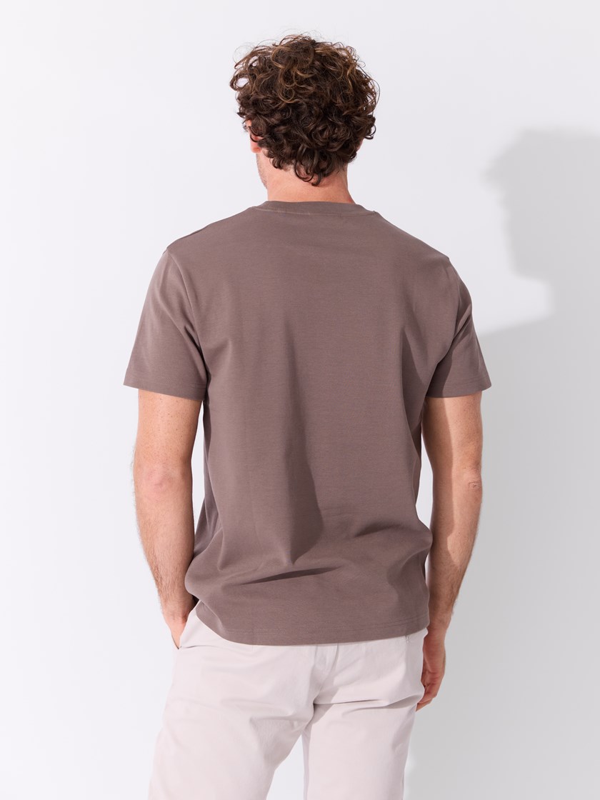 7514784 APR 7514784_APR-MARIOCONTI-S26-Modell-Front_chn=match_1992_Primo t-skjorte APR_Primo t-skjorte APR 7514784.jpg_Front||Front