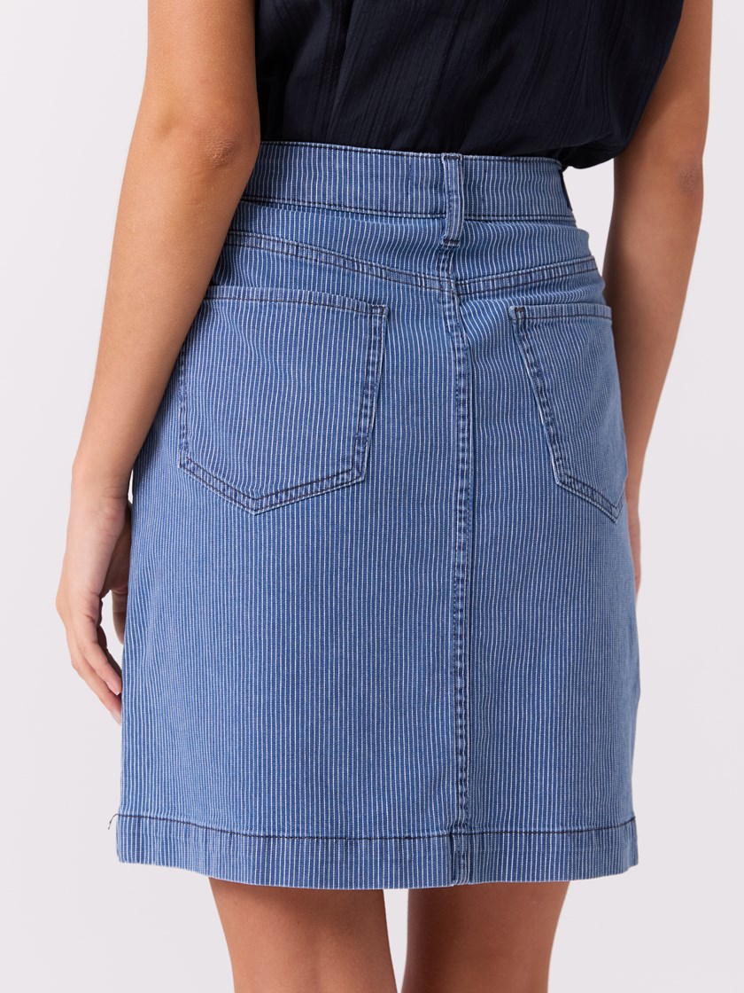 7514810 DAC 7514810_DAC_Jean Paul_Patty Stripet Denim Skjørt_H26 (3).jpg_