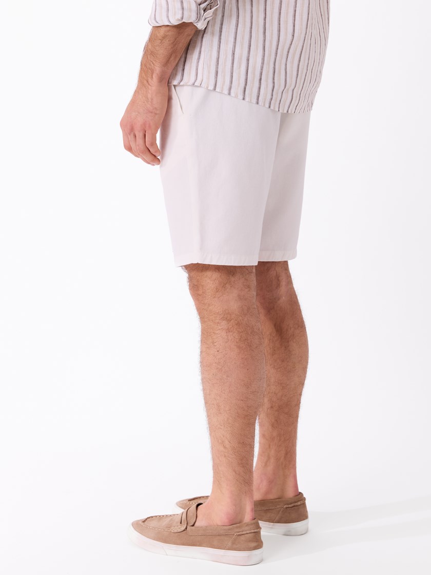 7514856 O79 7514856_O79-MARIOCONTI-H26-Modell-Front_chn=match_607_Tommaso shorts O79.jpg_Front||Front