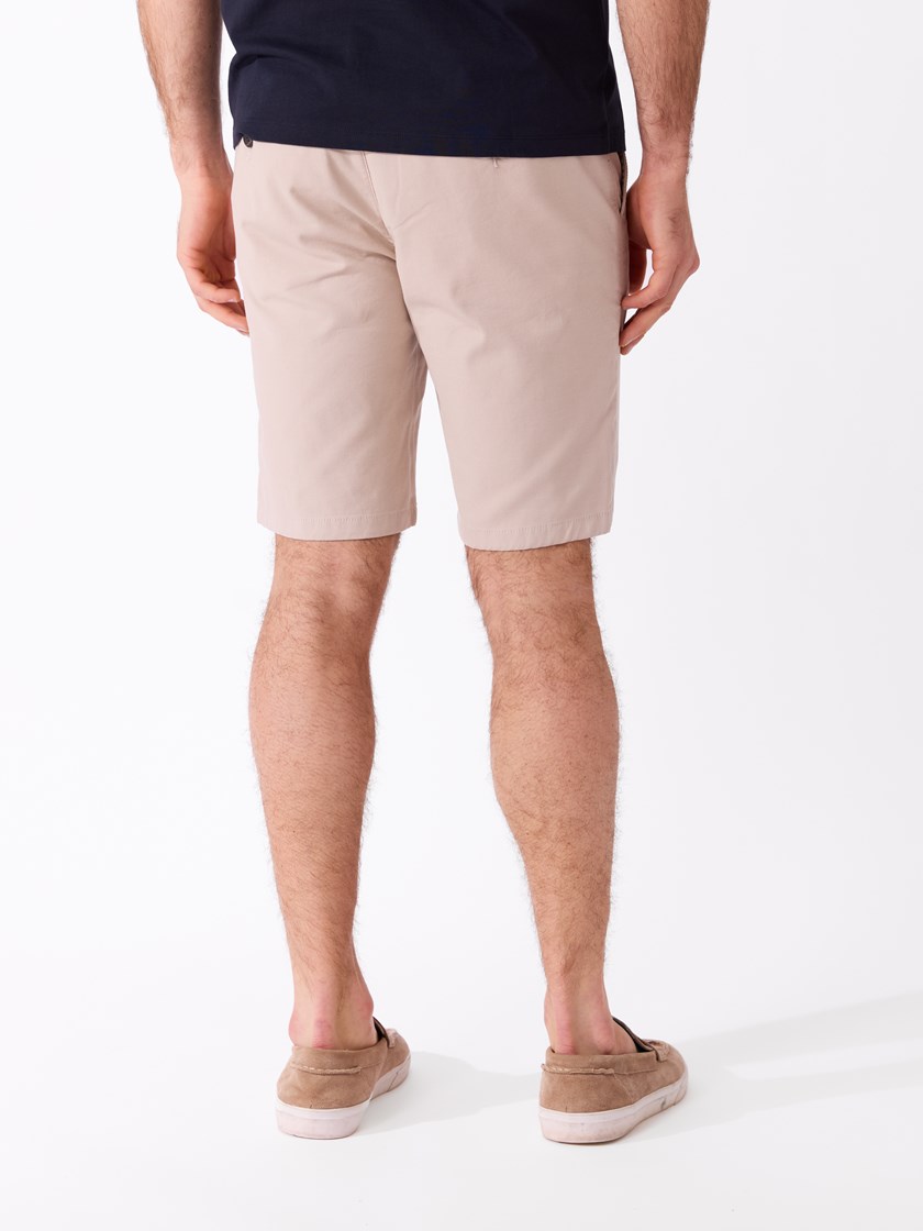 7514934 I4O 7514934_I4O-MARIOCONTI-H26-Modell-Front_chn=match_1871_Roma shorts I4O.jpg_Front||Front