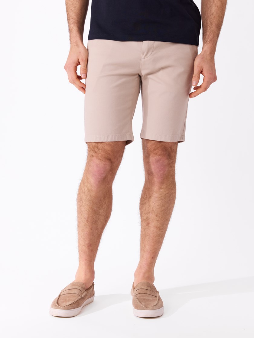 7514934 I4O 7514934_I4O-MARIOCONTI-H26-Modell-Front_chn=match_5213_Roma shorts I4O.jpg_Front||Front