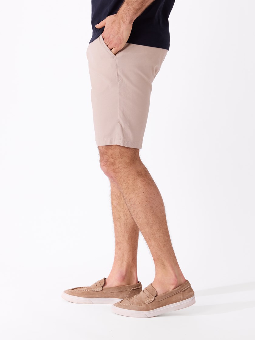 7514934 I4O 7514934_I4O-MARIOCONTI-H26-Modell-Front_chn=match_9271_Roma shorts I4O.jpg_Front||Front