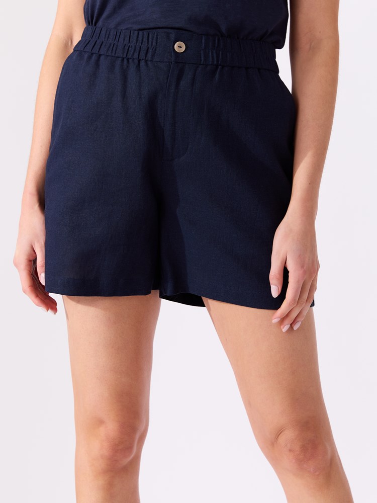 Mary shorts 7514991_EGS-VAVITE-H26-details_chn=match_8873_Mary shorts EGS.jpg_