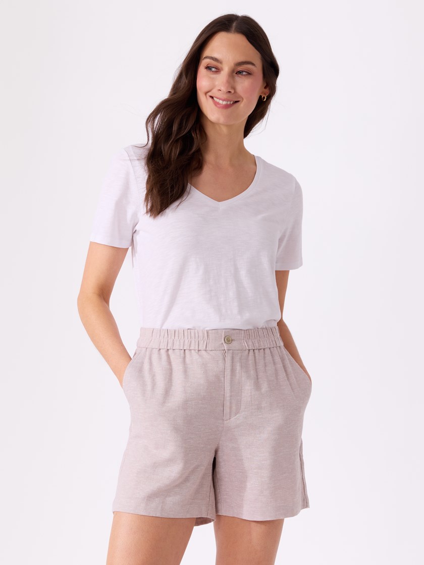 7514991 I2M 7514991_I2M-VAVITE-H26-Modell-Front_chn=match_1053_Mary shorts I2M.jpg_Front||Front