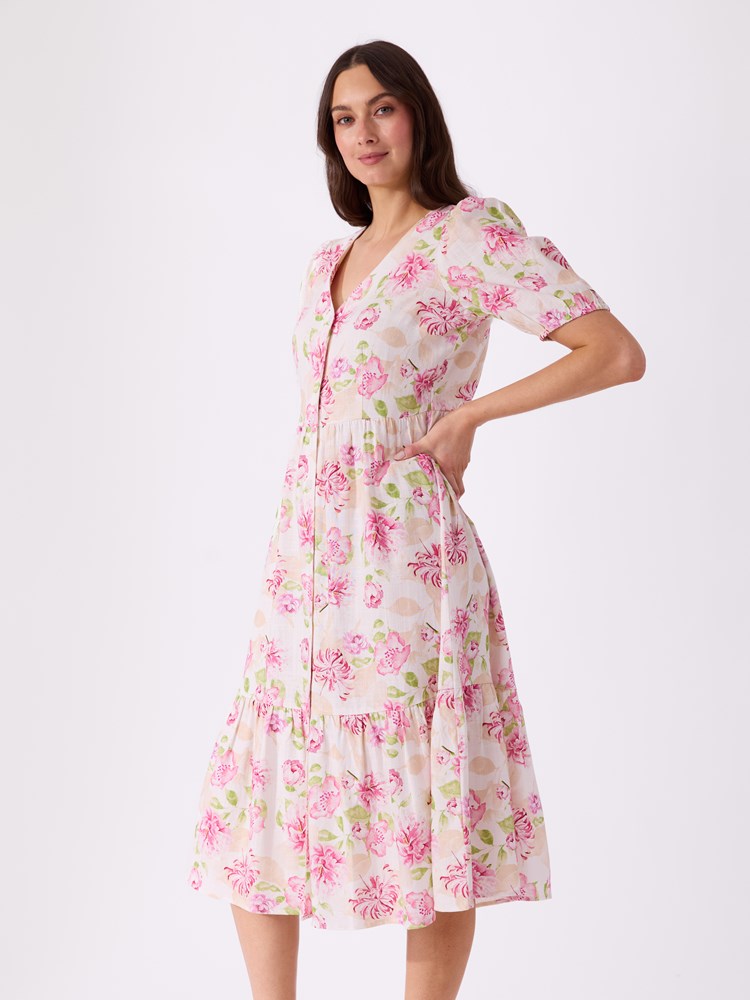 Louise lang kjole 7515000_O79-VAVITE-H26-Modell-Left_chn=match_3558_Louise lang kjole O79.jpg_Left