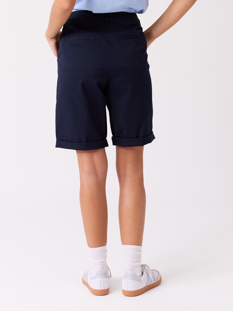 Cerise shorts 7515131_EM6-JEANPAUL-H26-Front_46_Cerise shorts EM6.jpg_Front||Front