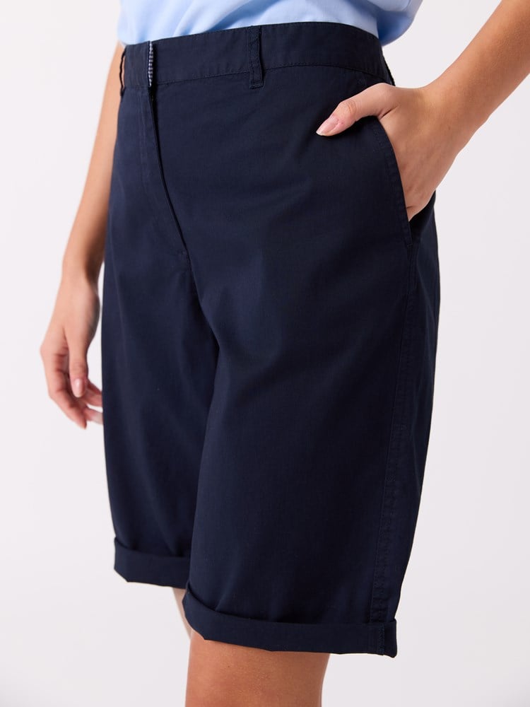 Cerise shorts 7515131_EM6-JEANPAUL-H26-Front_5180_Cerise shorts EM6.jpg_Front||Front