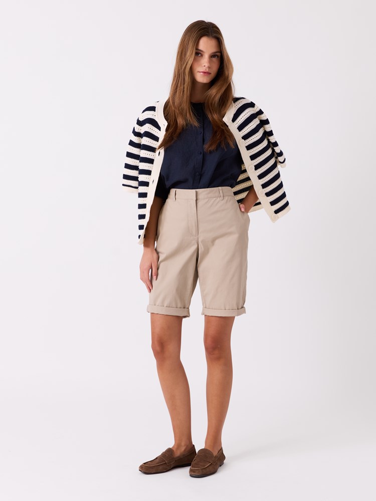 Cerise shorts 7515131_I4Y-JEANPAUL-H26-Front_7112_Cerise shorts I4Y.jpg_