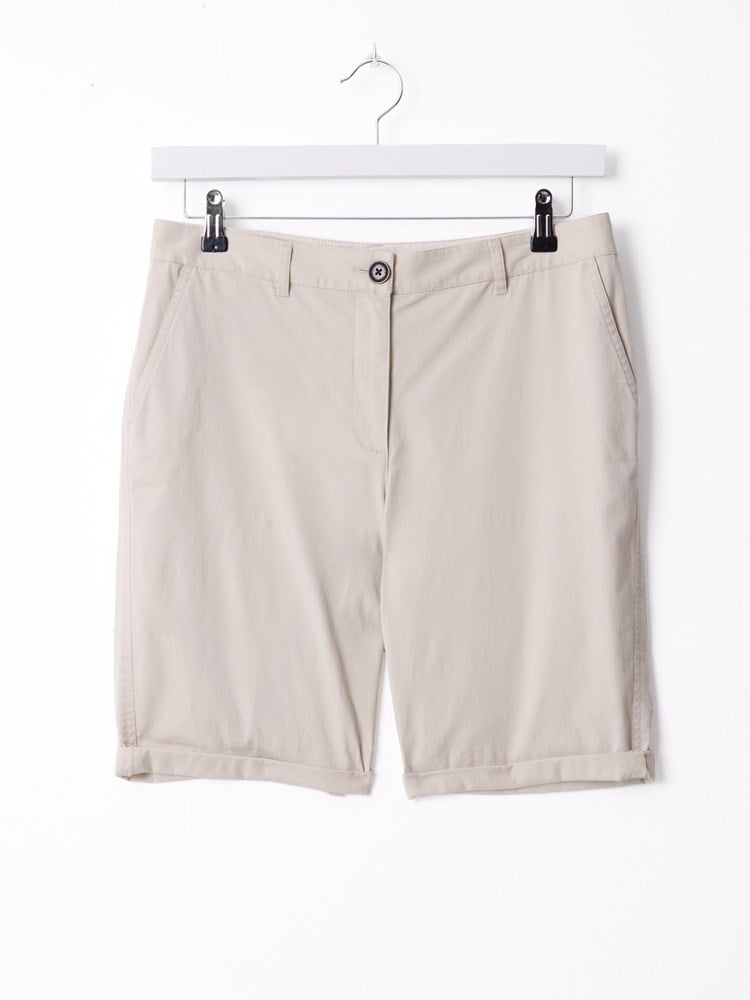 Cerise shorts 7515131_I4Y-JEANPAUL-H26-Front_7419_Cerise shorts I4Y.jpg_