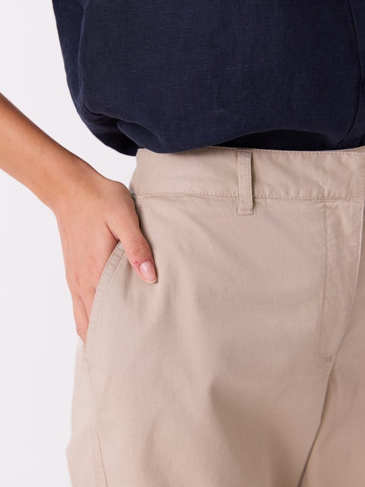 Cerise shorts 7515131_I4Y-JEANPAUL-H26-Front_9381_Cerise shorts I4Y.jpg_