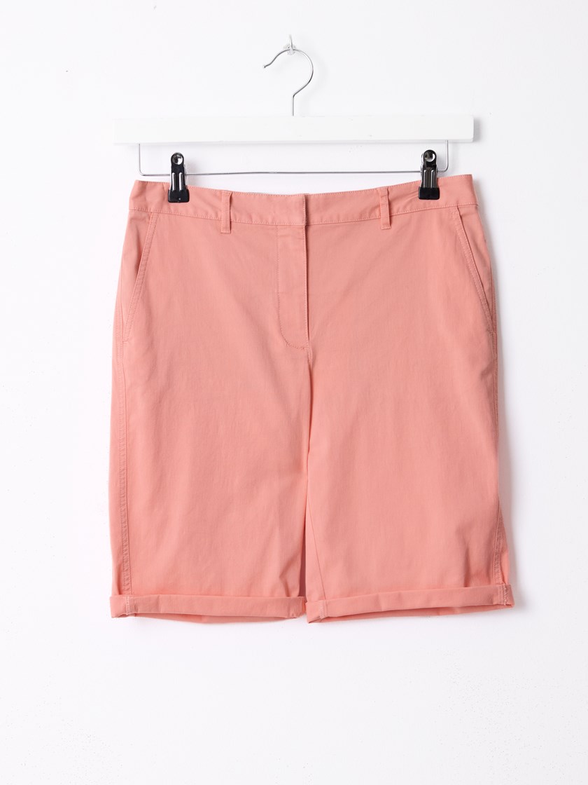 7515131 MKZ 7515131_MKZ-JEANPAUL-H26-Front_5138_Cerise shorts MKZ.jpg_