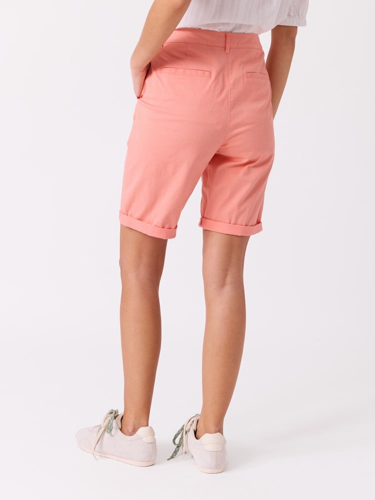 Cerise shorts 7515131_MKZ-JEANPAUL-H26-Front_7744_Cerise shorts MKZ.jpg_