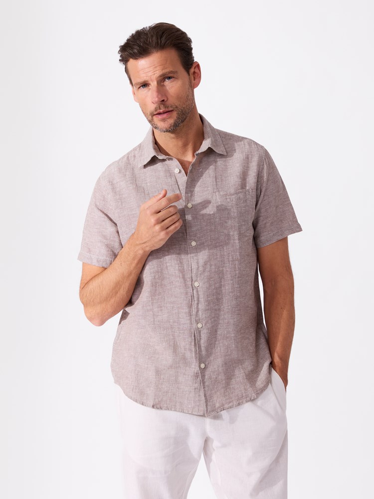 Elia skjorte 7515143_AES-REDFORD-H26-Modell-Front_chn=match_1550_Elia skjorte AES.jpg_Front||Front