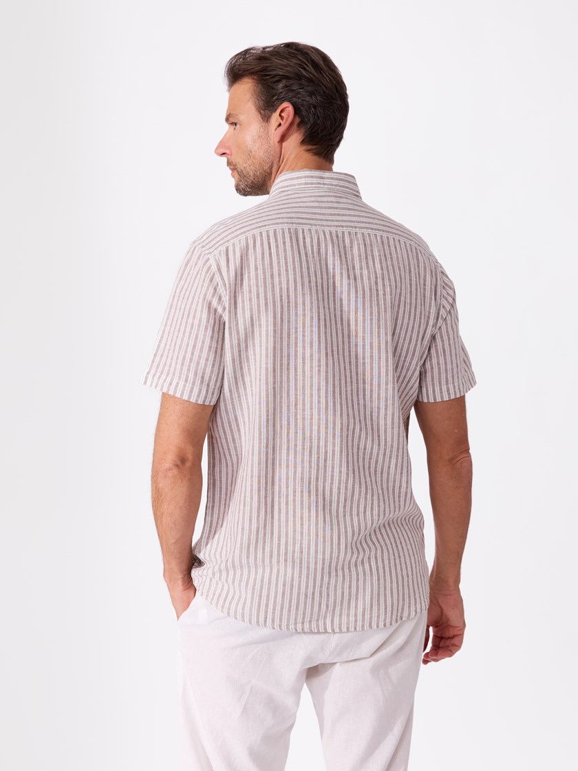 7515199 AES 7515199_AES-REDFORD-H26-Modell-Front_chn=match_8628_Elia stripete skjorte AES.jpg_Front||Front