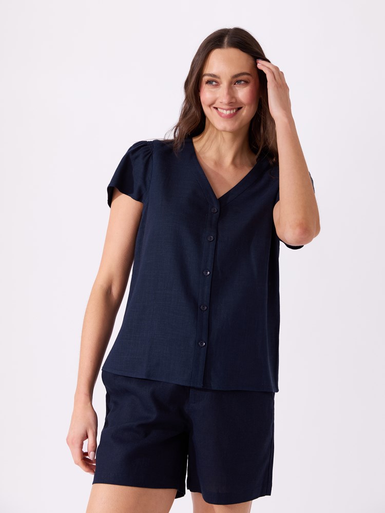 Louise bluse 7515233_EGS-VAVITE-H26-details_chn=match_5654_Louise bluse EGS.jpg_